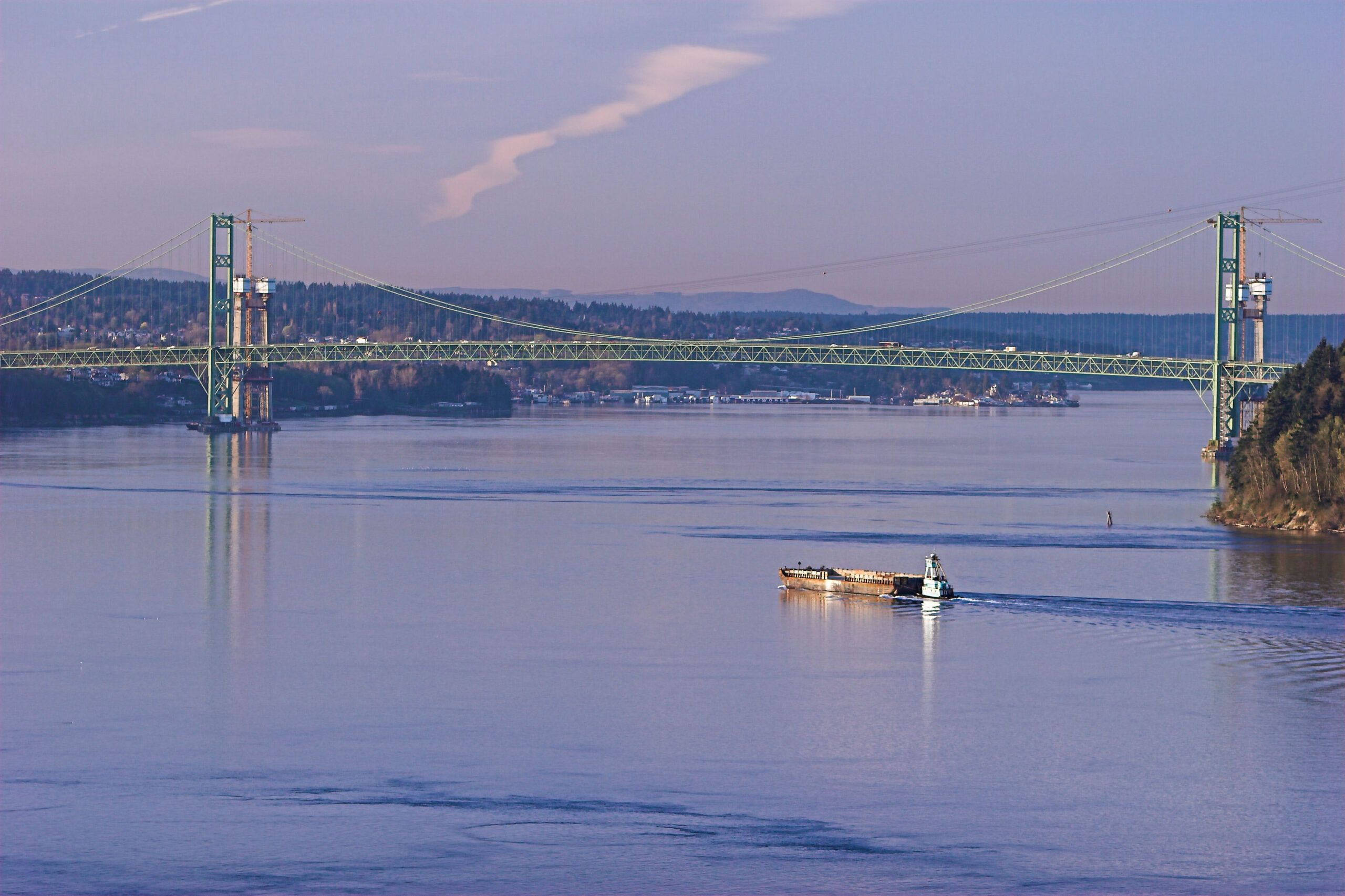 Shipping in Tacoma Narrows